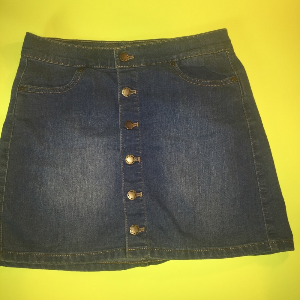 Y2K button down denim skirt